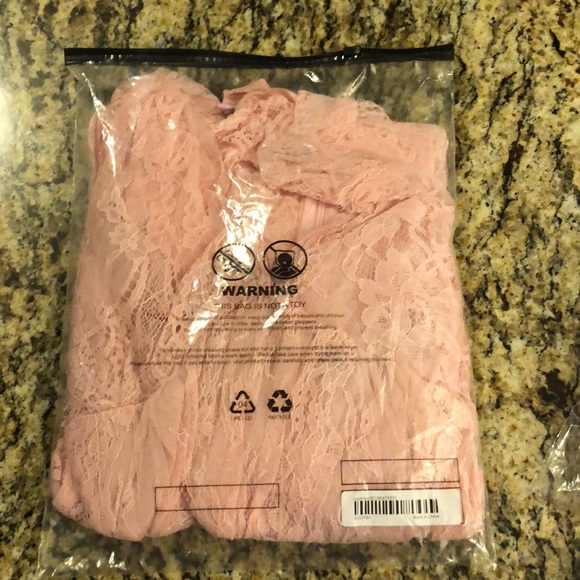 🆕 NWT V neck pink lace dress - Picture 7 of 7